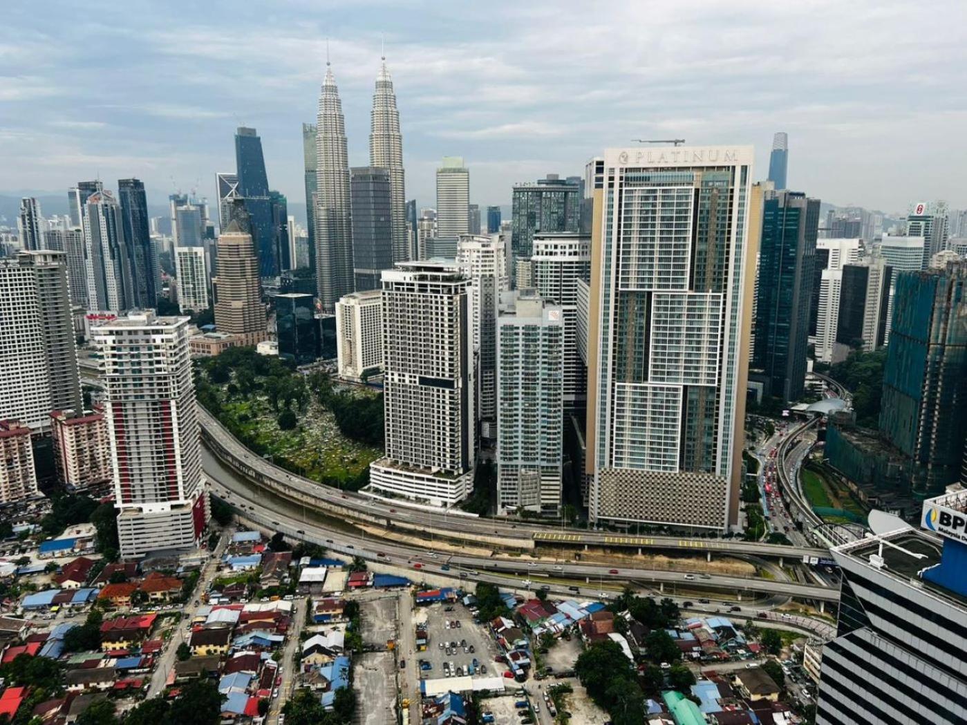 The Luxe Suites Klcc By Cozy Stay Kuala Lumpur Zewnętrze zdjęcie